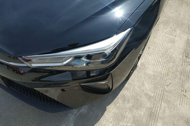 Used Roewe Ei5 2021 500 Admiration Edition
