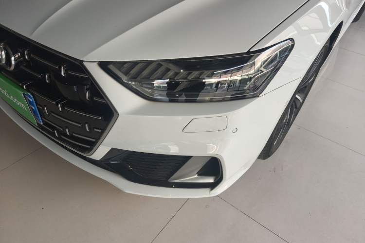 Used Audi A7L 2022 55 TFSI quattro S-line Zhiyuan Crystal Flow Package