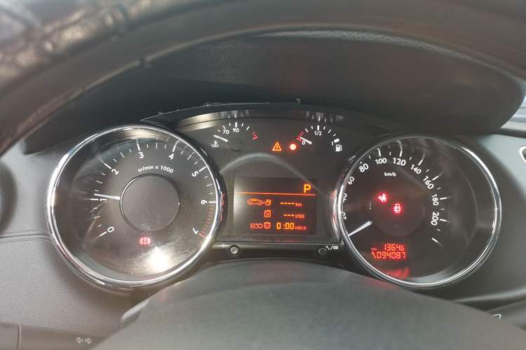 Used Peugeot 3008 2015 1.6THP Automatic Classic Edition Instrument Cluster