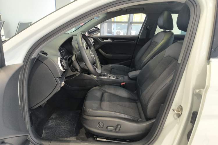 Used Audi A3 2020 Limousine 35 TFSI Fashion Edition China VI Emission Standard
