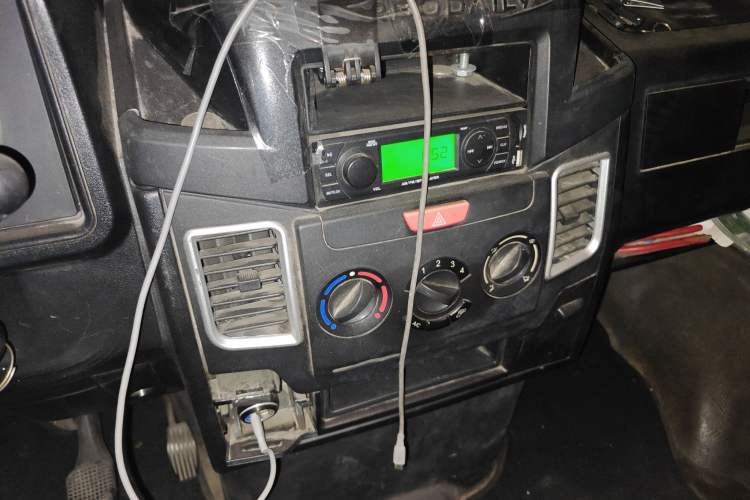 Used Iveco Power Daily 2017 2.5T Classic A32 Mid-Roof 6-7 Seater Bus 47Z5
