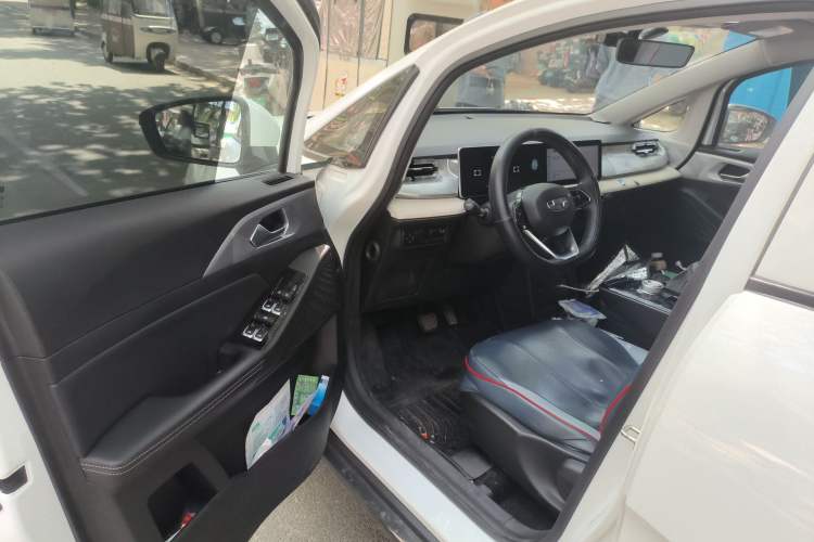 Used Geometry E Firefly 2023 320KM Cute & Handsome Tiger 5 Seats
