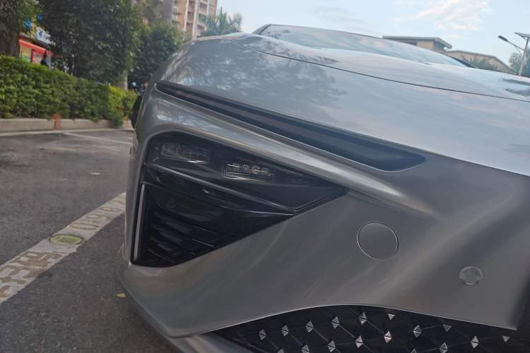 Used NETA S 2022 Pure Electric 715 km Range Rear-Wheel Drive Mid-Range Version Exterior 6