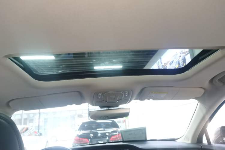 Used Roewe D7 2023 DMH 125km Superior Edition