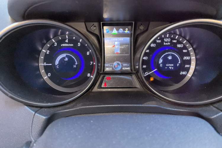 Used Changan CS75 2017 Shangku Edition 1.5T Manual ZhiXiang Model