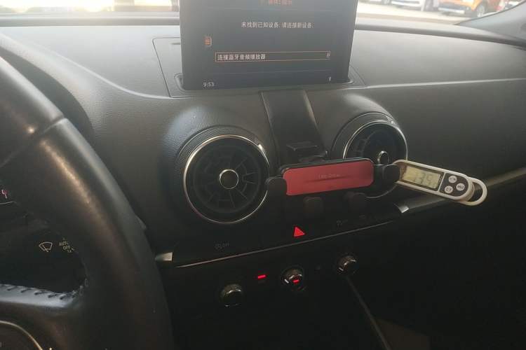 Used Audi A3 2018 30th Anniversary Edition Sportback 35 TFSI Ambition Model Audio And AC Panel