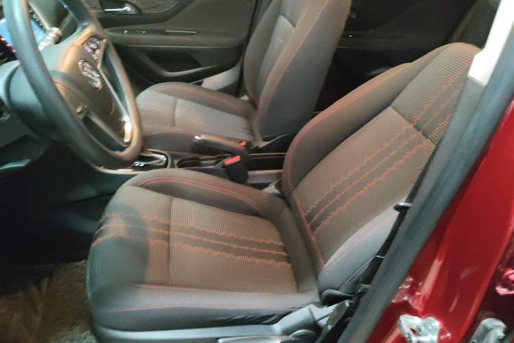 Used Buick Encore 2016 18T Automatic Two-Wheel Drive Urban Fashion Model