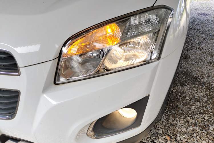 Used Chevrolet Trax 2016 1.4T Manual Two-Wheel Drive Comfort Version with Sunroof