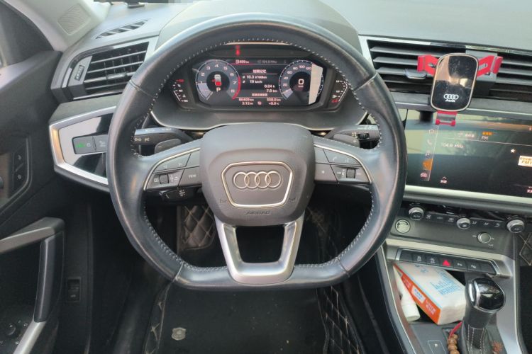 Used Audi Q3 2021 35 TFSI Fashion Dynamic Model