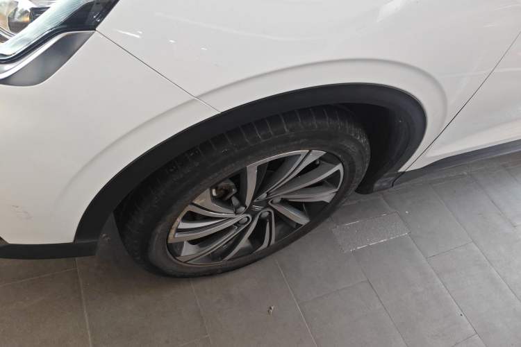 Used Geely Auto Coolray 2019 260T DCT Knight China VI Standard Left Front Wheel Hub