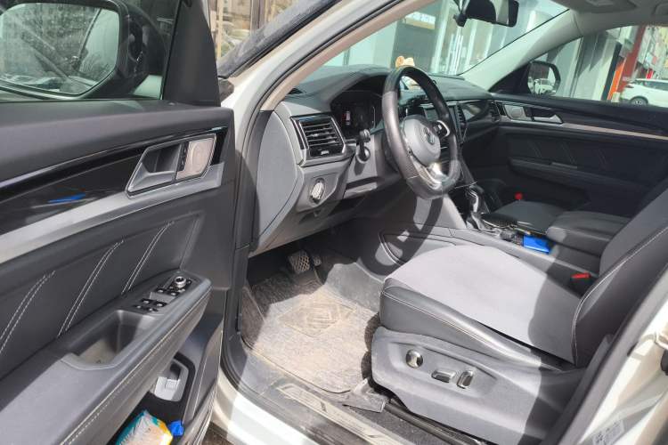 Used Volkswagen Teramont X 2019 330TSI Two-Wheel-Drive Luxury Edition
