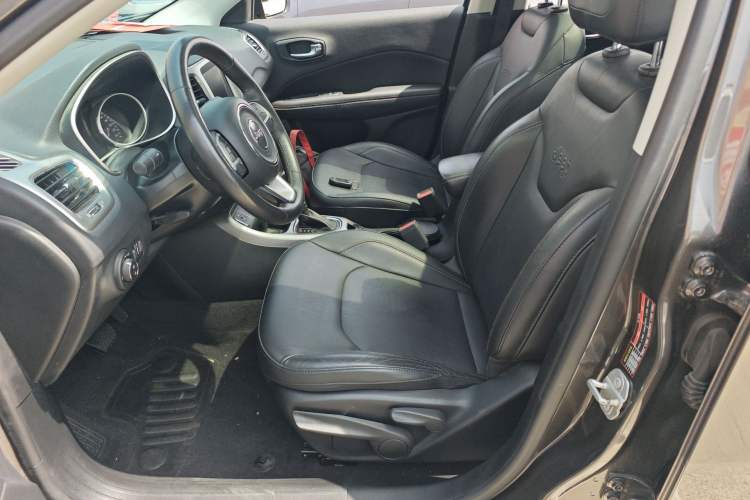 Used Jeep Compass 2017 200T Automatic Family Edition