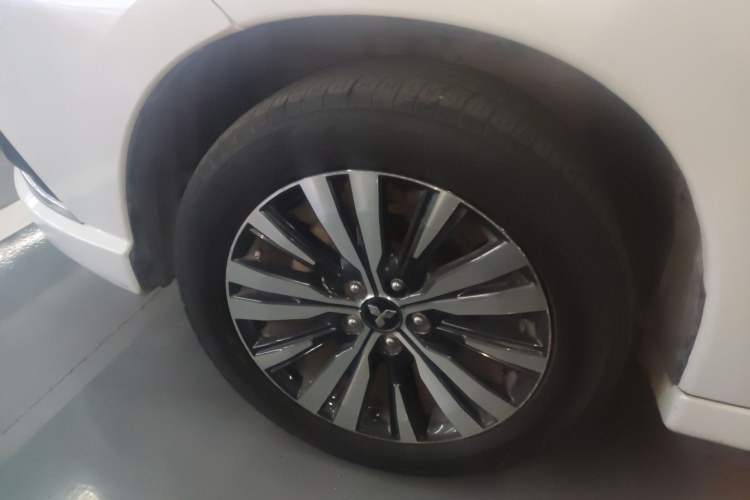 Used Mitsubishi Outlander 2021 Revised Version 2.0L Two-Wheel Drive Comfort Edition 5 Seats
