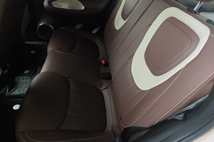 Used Wuling Bingo 2023 410 km Lingxi Deluxe Edition Left Rear Seat