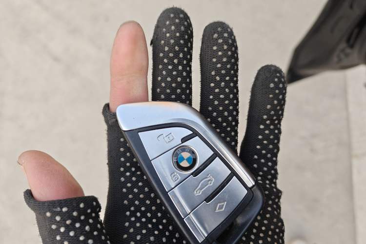 Used BMW X6 2021 xDrive40i Luxury Model with M Sport Package