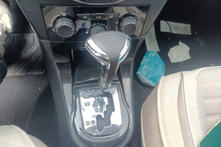 Used Citroen C-Quatre 2012 Sedan 1.6L Automatic Prestige Model Gear Lever