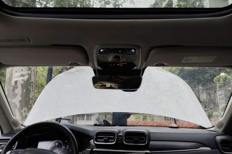 Used Lynk & Co 02 2019 1.5T DCT Two-Wheel Drive Pro Edition China VI Standard Headliner