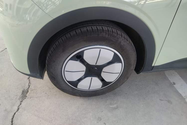 Used Geely Galaxy Geome 2025 310km Youth Edition Exterior 2