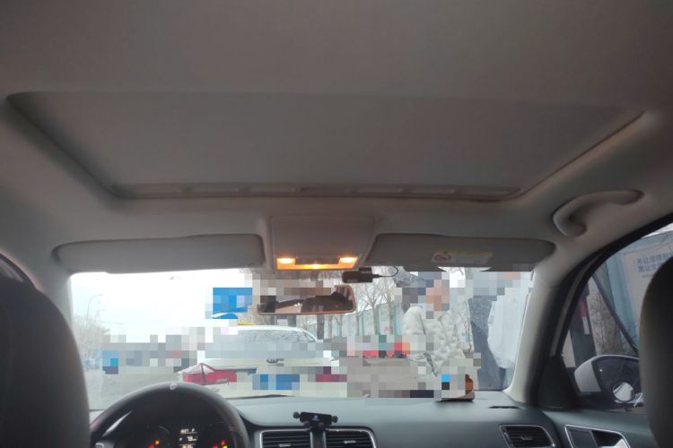 Used Volkswagen Gran Lavida 2017 180TSI DSG Comfort Edition Headliner