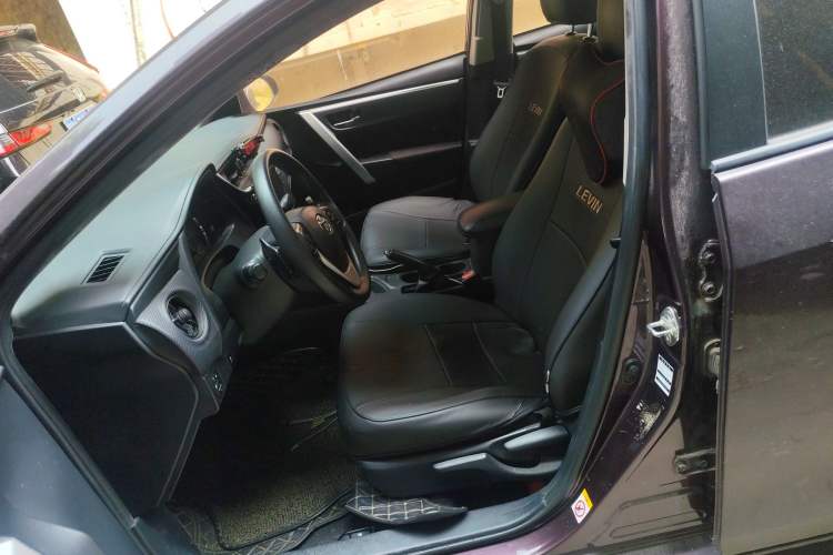 Used Toyota Levin 2017 Revised Dual-Engine 1.8H GS E-CVT Elite Sunroof Version China V Standard
