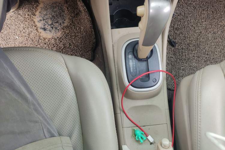 Used Nissan Sylphy 2016 Classic 1.6XE Automatic Comfort Edition Gear Lever