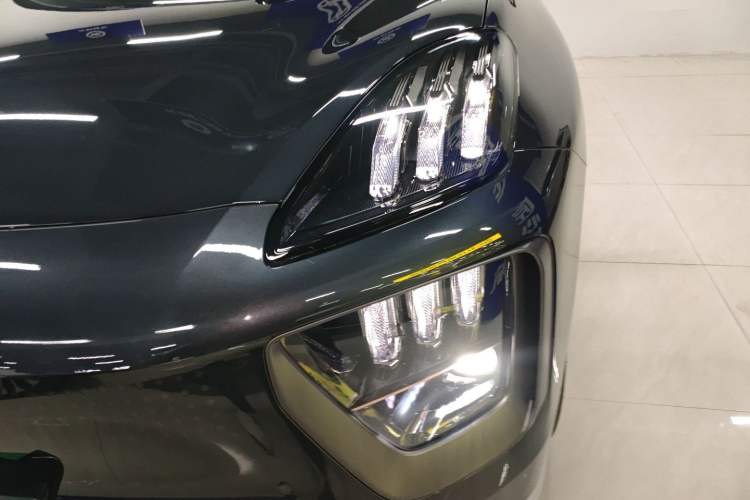 Used Hyptec HL 2025 700 Ultra Six-Seater All-Wheel-Drive LiDAR Version
