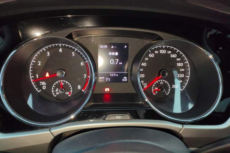 Used Volkswagen Touran 2018 Volkswagen Touran L 280TSI DSG Boundary Edition 7 Seats China V Emission Standard