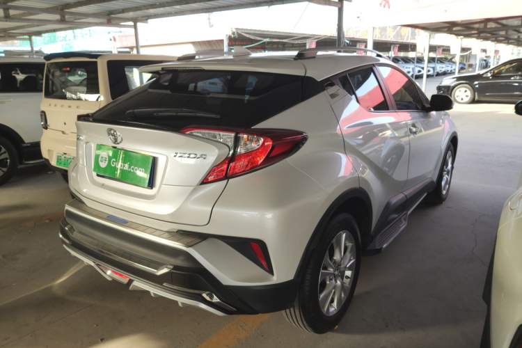 Used Toyota IZOA 2021 2.0L Enjoy Edition
