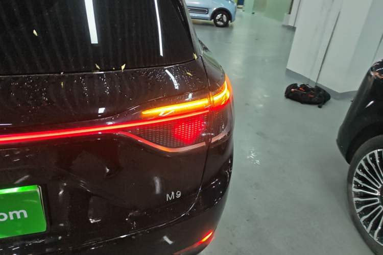 Used Hima AITO M9 2024 Range-Extended Max Edition 42 kWh 5-Seater Version