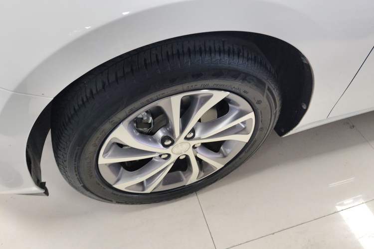 Used Buick Verano 2023 Pro Le Yi Edition