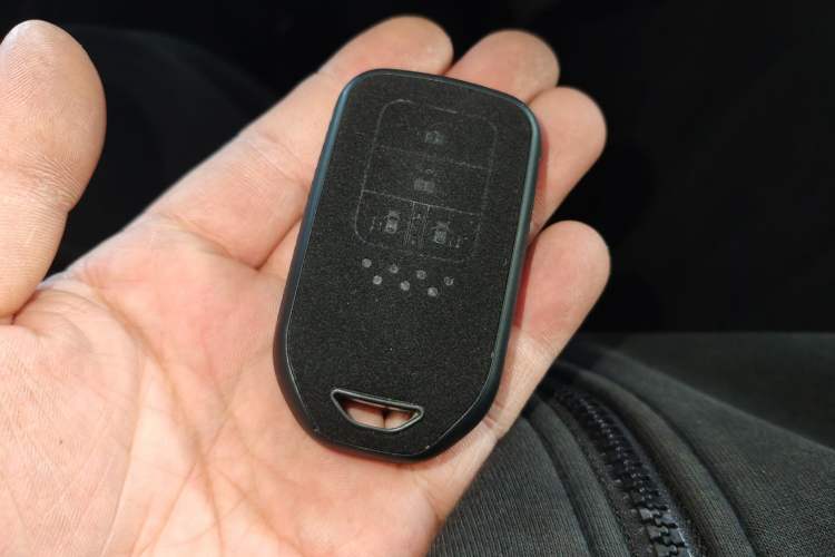 Used Honda Elysion 2016 2.4L Luxury Edition Vehicle Key