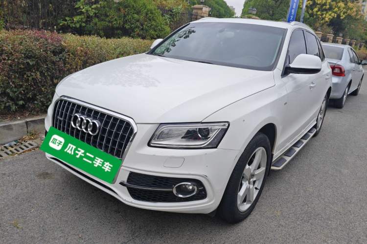 Used Audi Q5 2017 Plus 40 TFSI Ambition Model