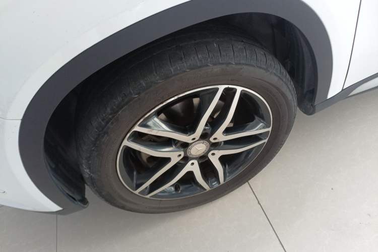 Used Mercedes-Benz GLA 2016 GLA 200 Fashion Model Left Front Wheel Hub