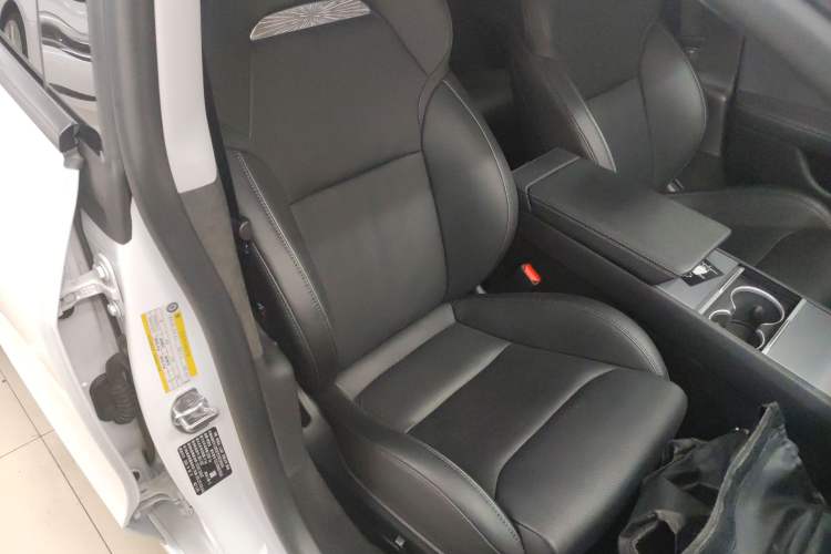 Used Tesla Model 3 2024 High-Performance All-Wheel-Drive Version
