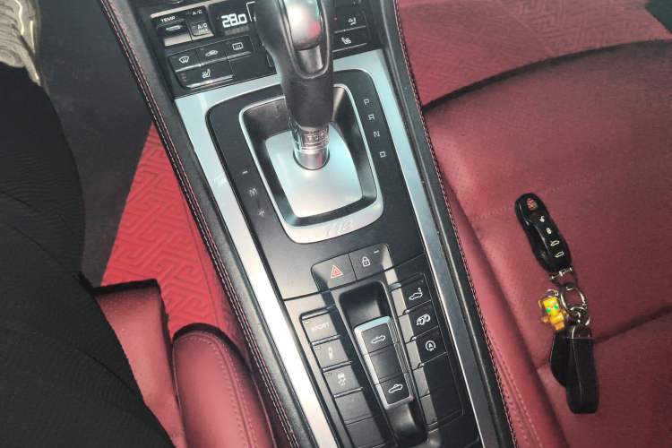 Used Porsche 718 2018 Boxster 2.0T
