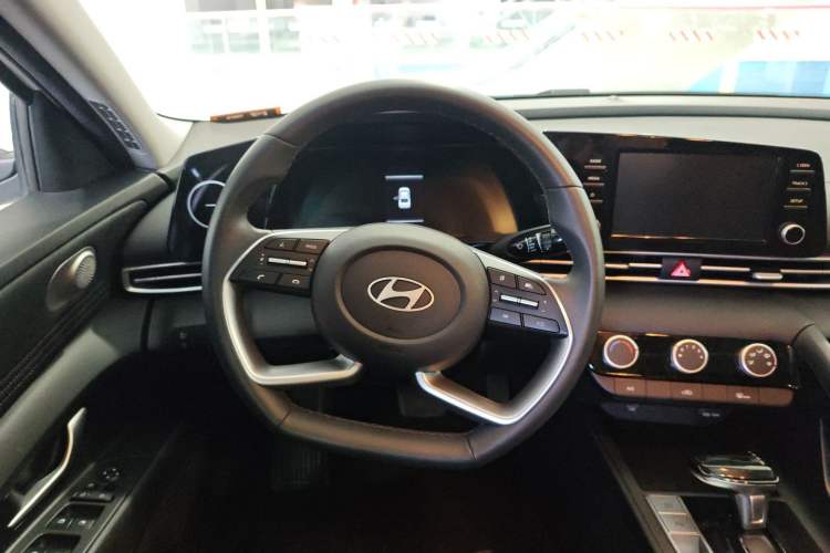 Used Hyundai Elantra 2023 1.5L CVT GLX Elite Edition