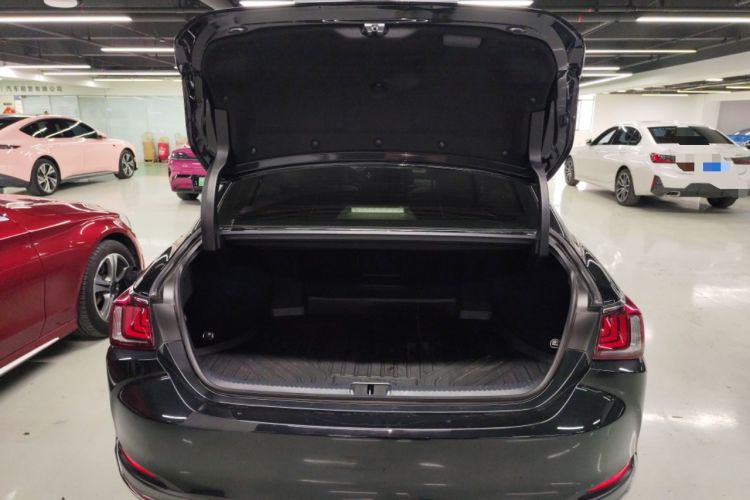 Used Lexus ES 2023 200 Excellence Edition