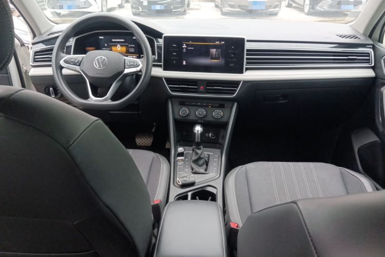 Used Volkswagen Tiguan L 2022 330TSI Automatic Two-Wheel Drive Comfort Edition Center Console