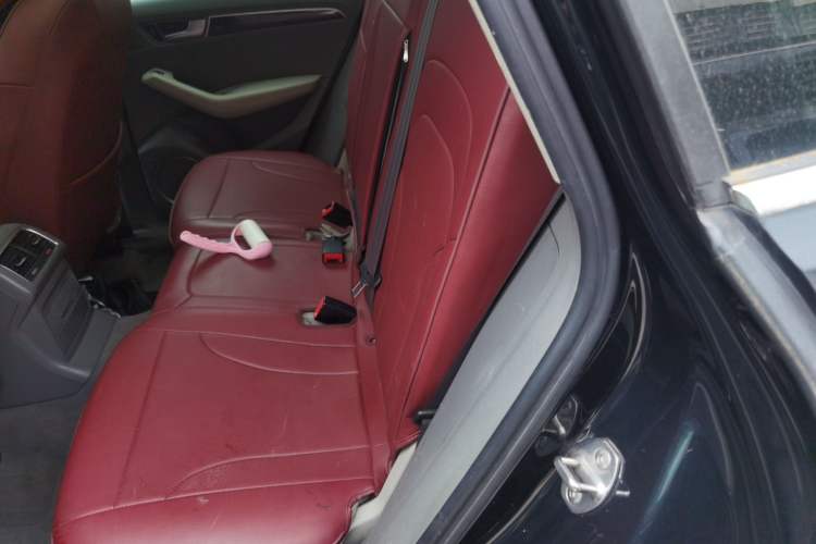 Used Audi Q5 2011 2.0TFSI Comfort Version Left Rear Seat