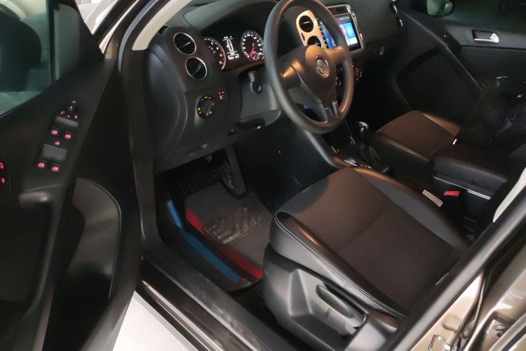 Used Volkswagen Tiguan L 2016 300TSI Automatic Two-Wheel Drive Trend Edition
