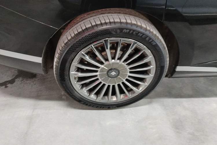 Used Hyptec HL 2025 700 Ultra Six-Seater All-Wheel-Drive LiDAR Version
