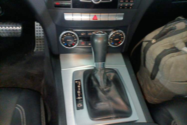 Used Mercedes-Benz C-Class 2013 C 180 Classic Grand Edition Gear Lever
