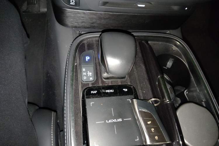 Used Lexus LS 2020 500h Excellence Edition China VI standard
