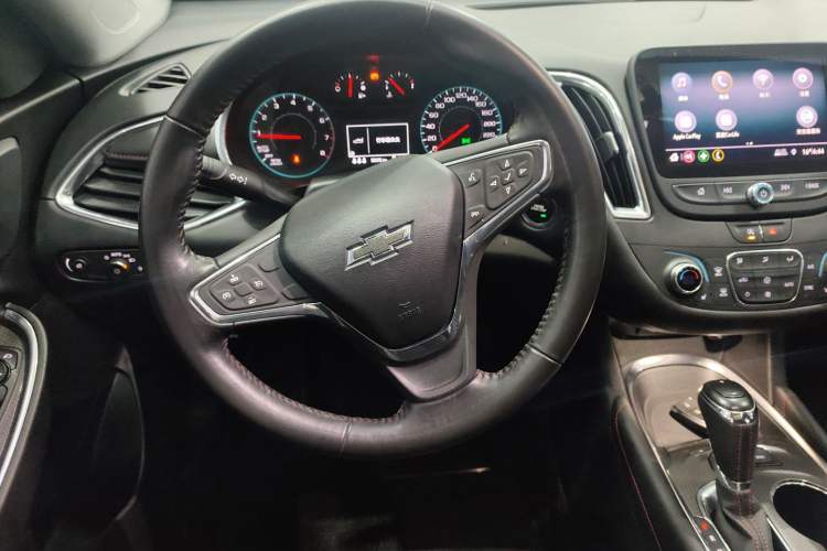 Used Chevrolet Malibu XL 2020 Redline 550T Automatic Sport Edition Steering Wheel