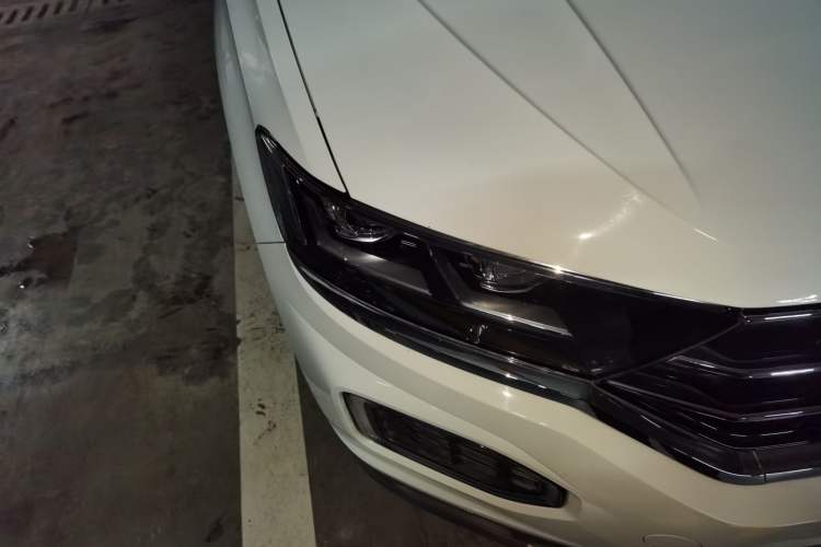 Used Volkswagen T-ROC 2020 280TSI DSG Two-Wheel Drive Comfort Version Right Front Headlight