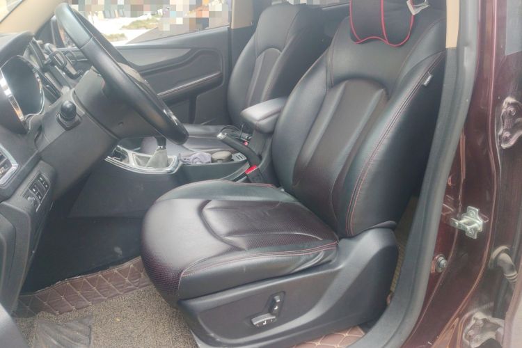 Used Baojun 560 2015 1.8L manual luxury version