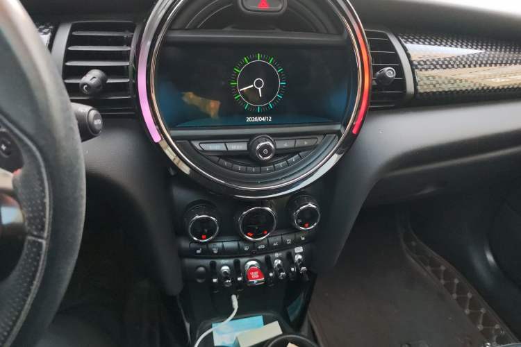 Used MINI 2018 2.0T COOPER S Classic Edition Audio And AC Panel