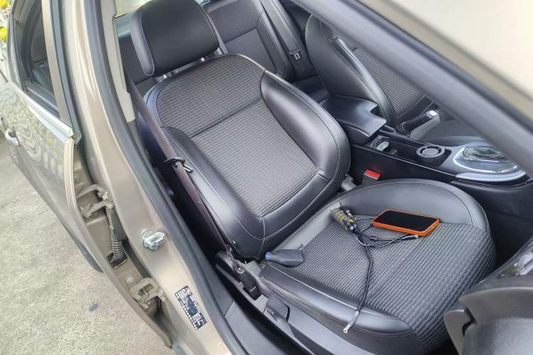 Used Buick Regal 2015 1.6T Leading Technology Model
