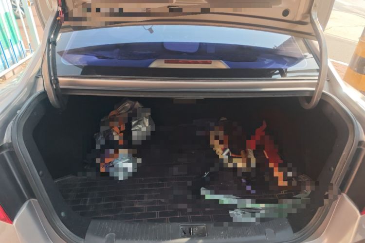 Used CHANGAN Eado 2012 1.6L Manual Luxury Model China IV Standard Trunk