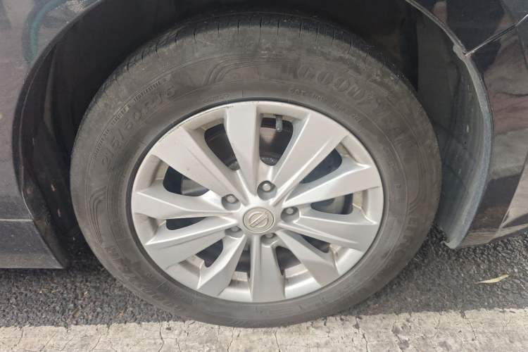 Used Nissan Teana 2016 Revised Version 2.0L XL Comfort Edition Right Front Wheel Hub